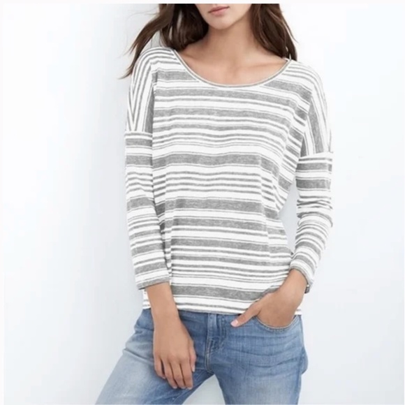 Velvet by Graham & Spencer Helena Striped Tee Size Small - Picture 3 of 9